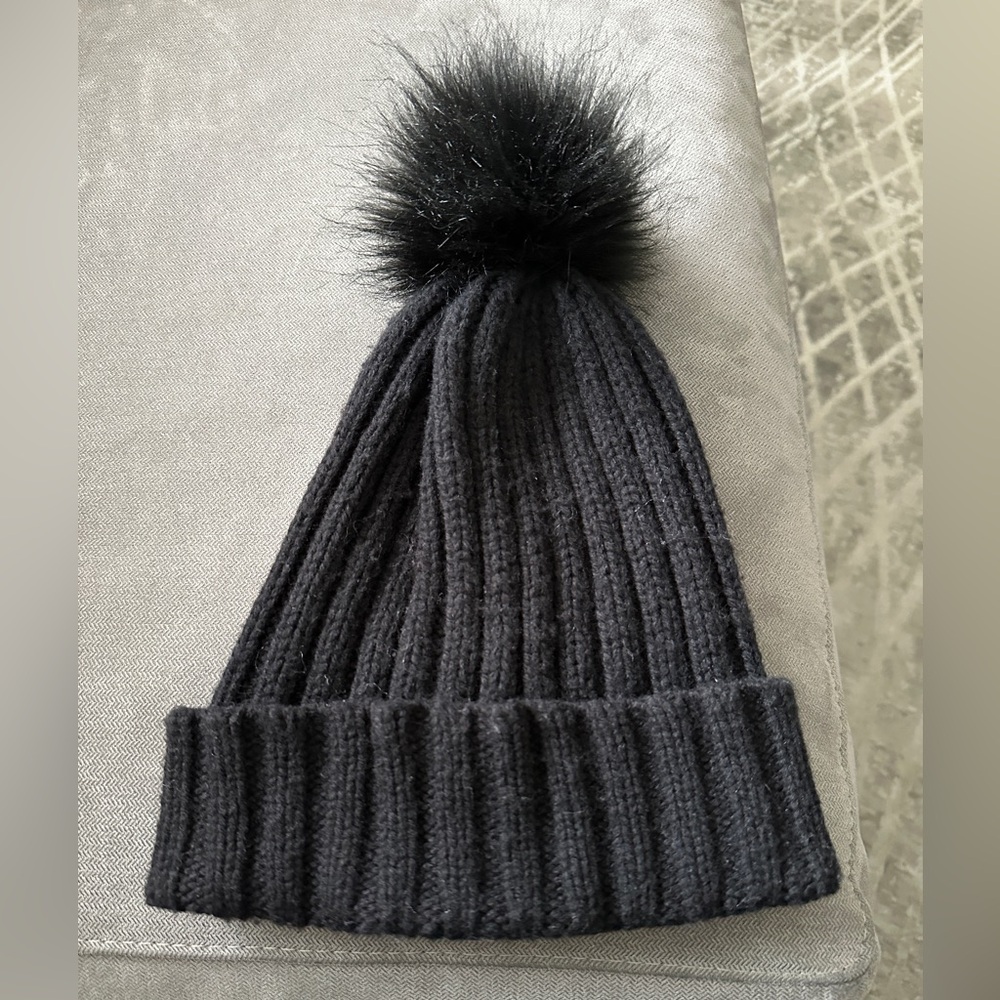 Athleta Black Knit Beanie